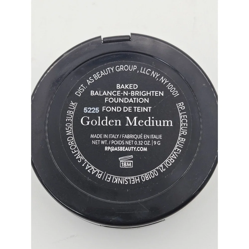 Laura Geller Baked Balance-N-Brighten Foundation Golden Medium 9g 0.32oz New